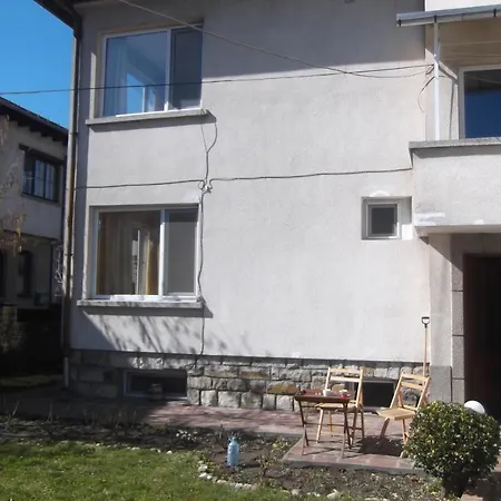 Pensiune Borova House Treavna
